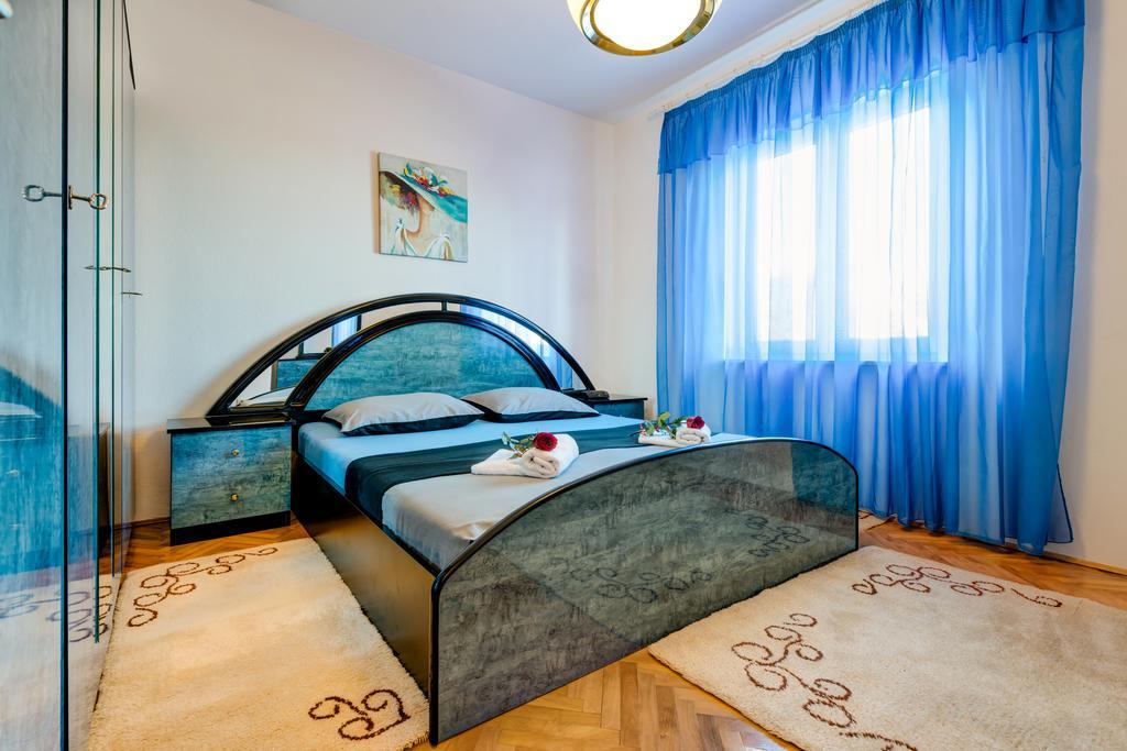 Apartment Marinely Каштела Экстерьер фото